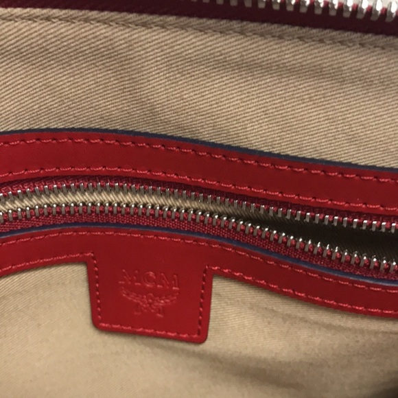 🎁 MCM Visetos Coated Canvas Pouch - Picture 15 of 16